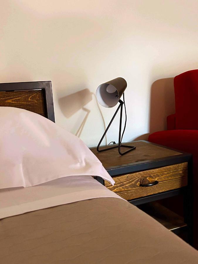 La Volpe Rossa Rooms And Apartments 산펠리체델바나코 외부 사진